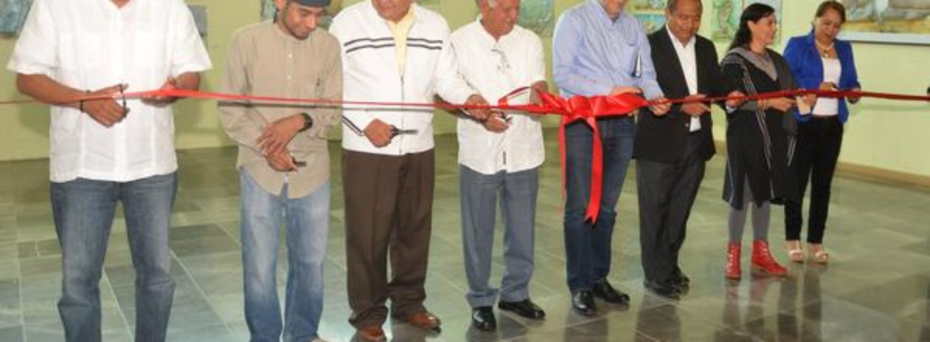 #Oaxaca @arellanesca @62LegisOficial Expone Sadot Brito «Danzantes» en Congreso del estado; inaugura diputado Rafael Arellanes