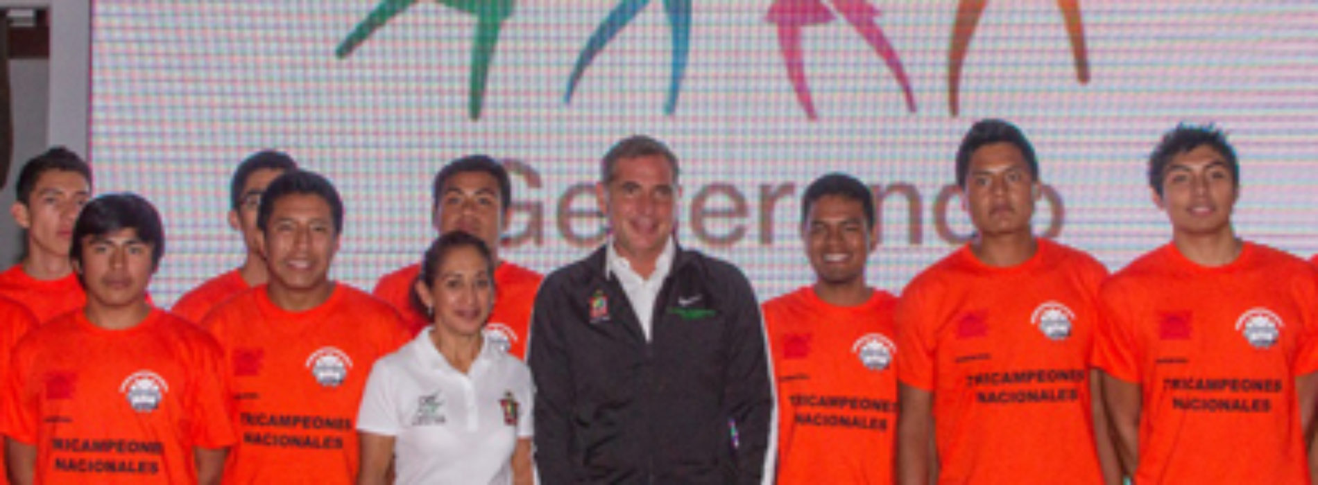 Gobierno de Oaxaca reconoce compromiso deportivo de medallistas en Olimpiada y Paralimpiada 2015