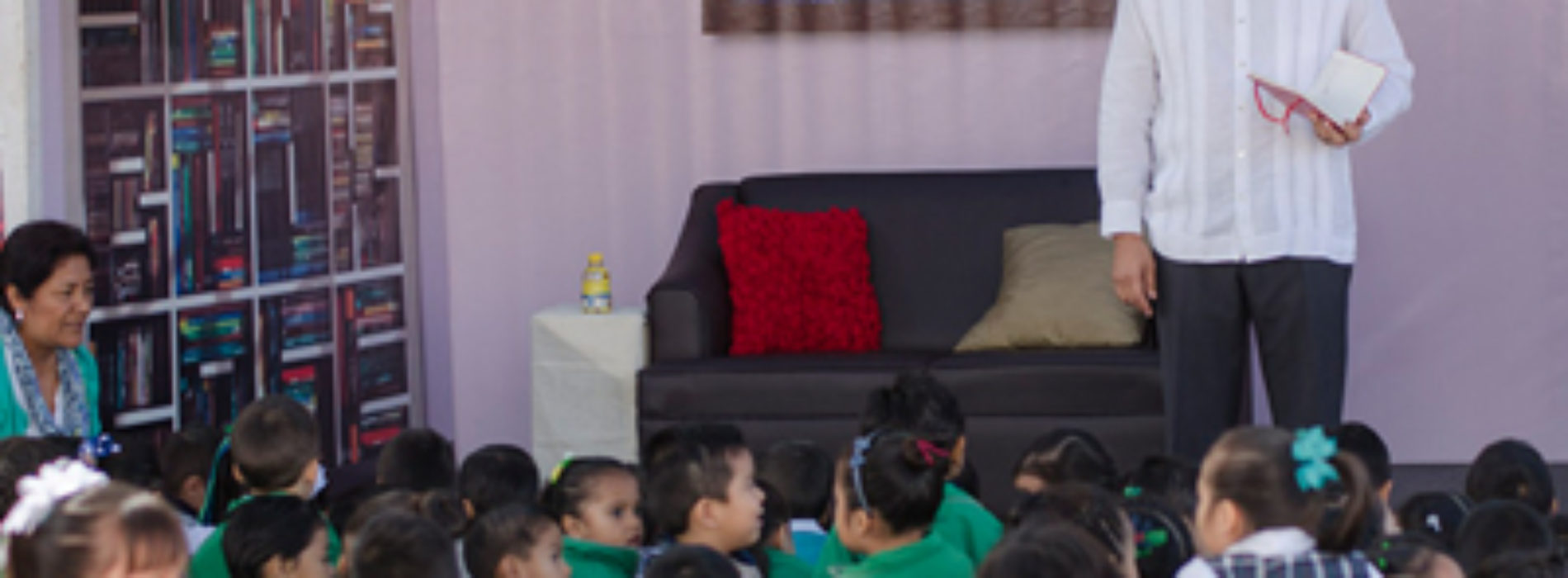 Comparte titular del IEEPO lectura con escolares del Jardín de Niños “Juan Ruiz de Alarcón”