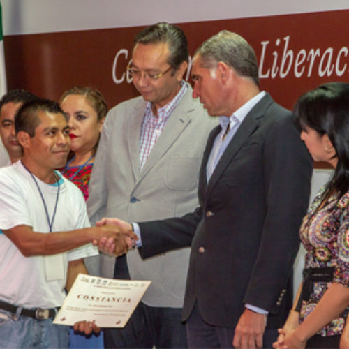 Devuelve Gobierno de Oaxaca la libertad a 94 internos indígenas