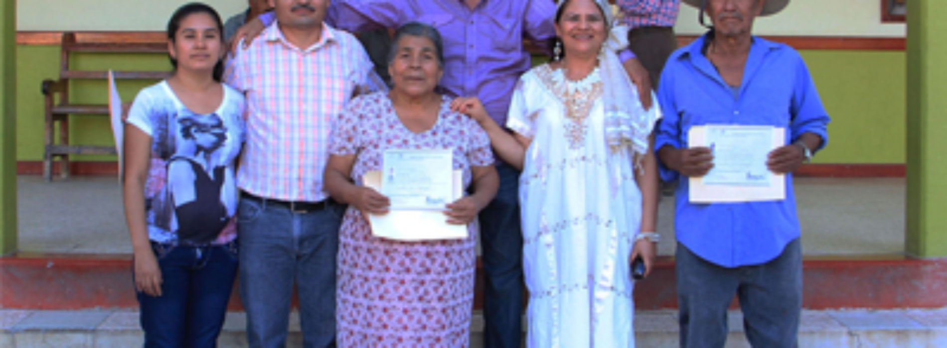Crece Santa María Zoquitlán en educación, cultura e infraestructura