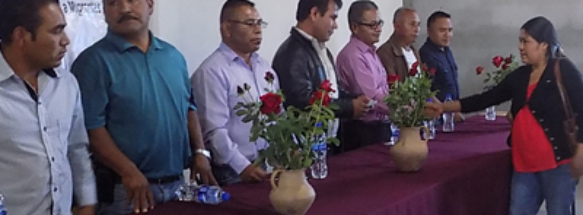 Entrega IOAM recursos del Fondo de Apoyo a Migrantes 2015 en la Mixteca