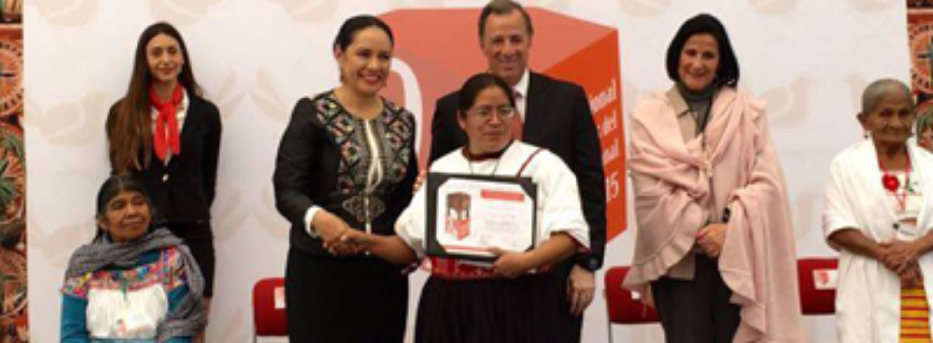 Destaca Oaxaca en Segundo Concurso Nacional Grandes Maestros del Patrimonio Artesanal de México 2015