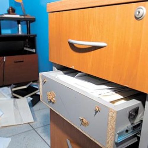 Panistas acusan robo en sus oficinas