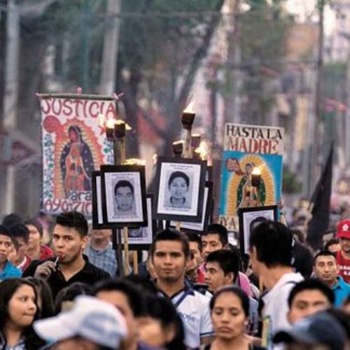 Plantea Döring reunión con los padres de los 43