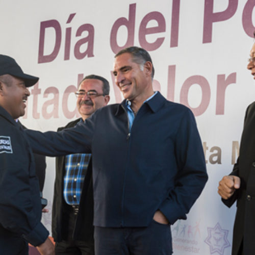 Reconoce Gabino Cué lealtad y valor de los  elementos de seguridad pública