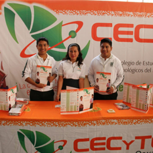 Participa CECyTEO en la Exporienta Educativa 2016; oferta 11 carreras técnicas y bachillerato bivalente