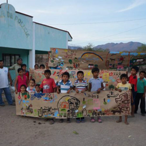 Taller de artes plásticas en Guelache Etla,fomenta valores en los jóvenes
