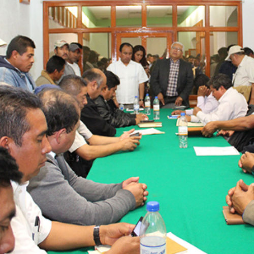 Compromiso del Gobierno de Oaxaca de garantizar los servicios de salud
