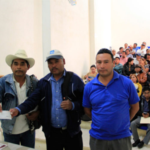 Otorga SECULTA recursos a centros culturales mixtecos