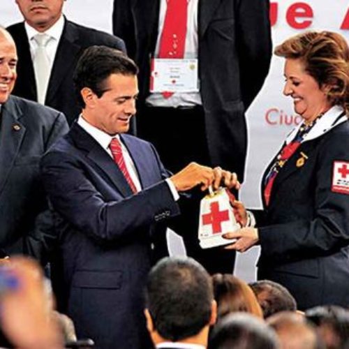 Convoca Peña Nieto a ayudar a la Cruz Roja
