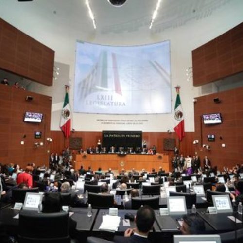 Senadores discuten ley de disciplina financiera