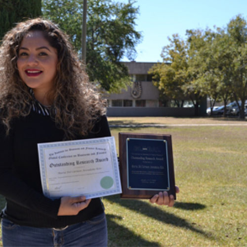 Alumna del CIIDIR-Oaxaca gana premio en Congreso Internacional de Honolulu, Hawaii