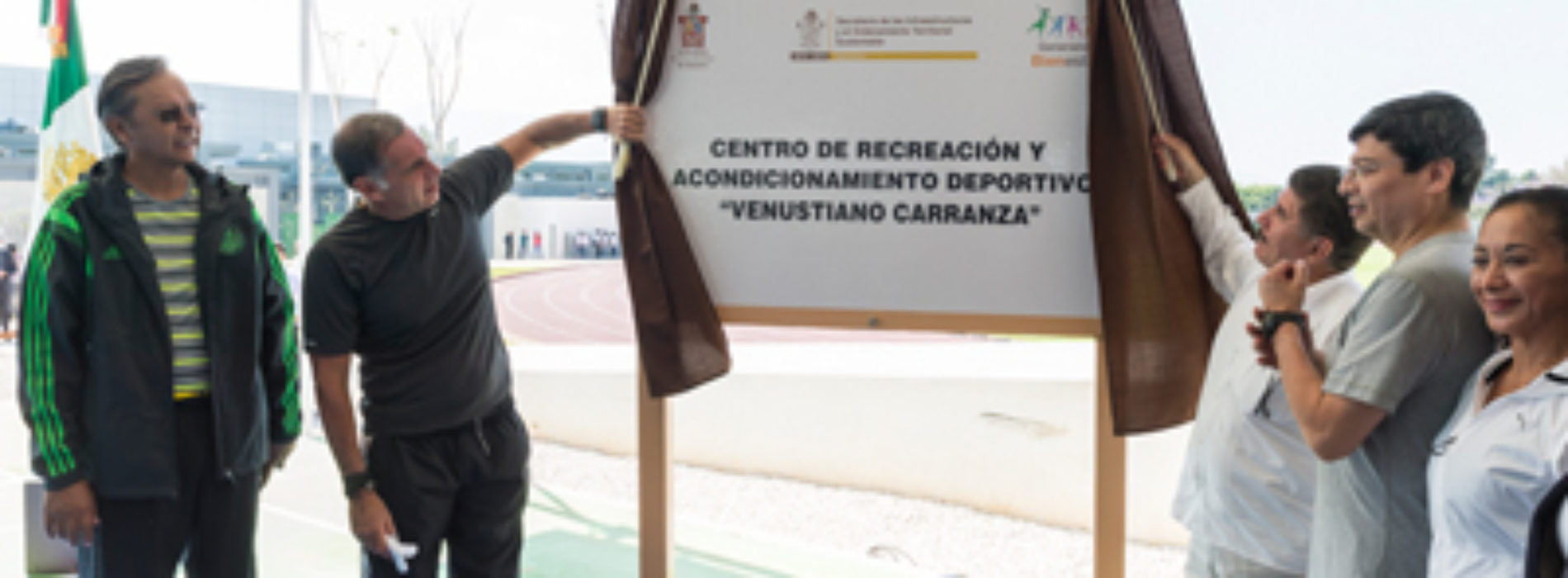Gabino Cué inaugura Polideportivo “Venustiano Carranza” con una inversión de 382 MDP