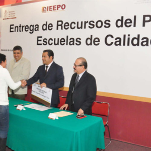 Reconoce SEP en Gabino Cué a un importante aliado comprometido por la educación de Oaxaca