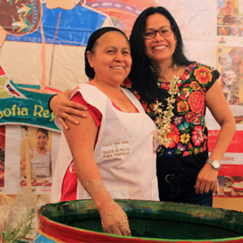 Celebran XVll Feria del Tejate, en Huayapam, ancestral bebida zapoteca