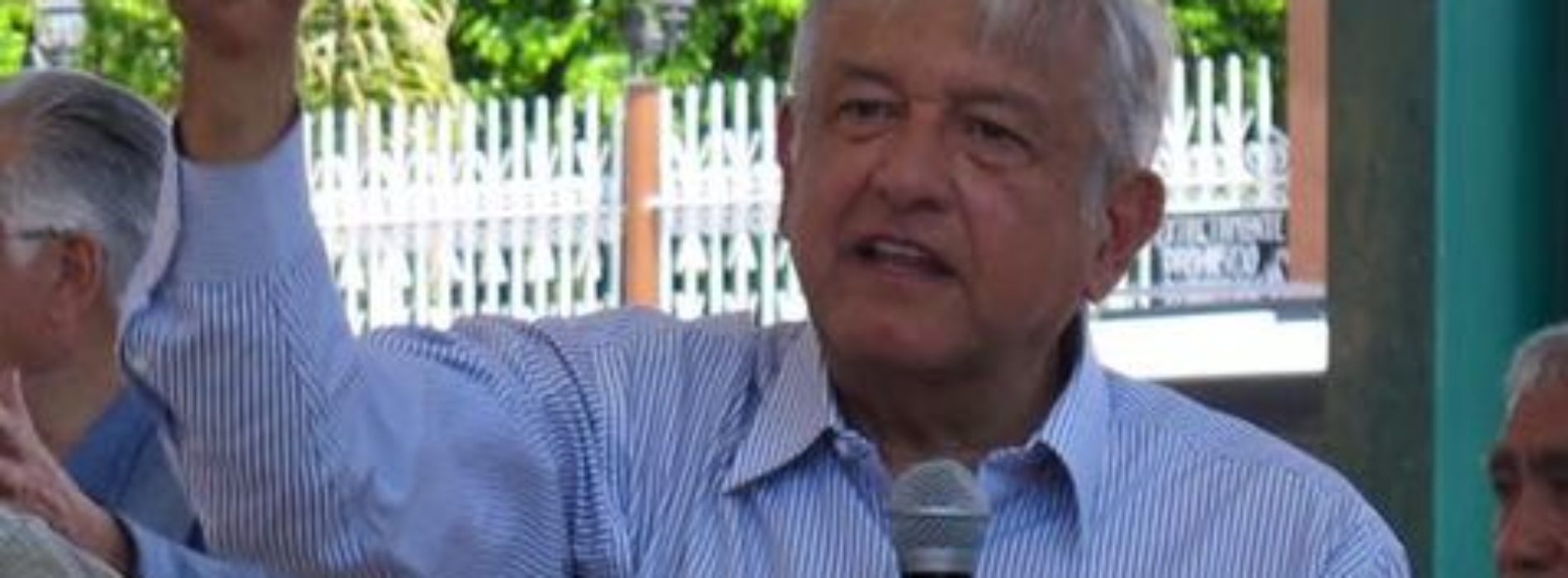 Morena defenderá registro de sus candidatos, advierte AMLO