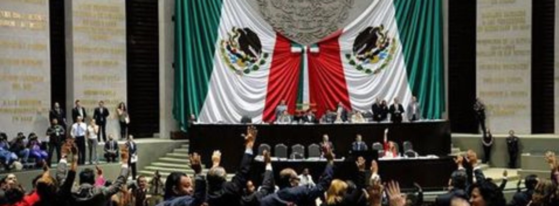 Insatisfecha, Comisión Ayotzinapa con resultados de PGR