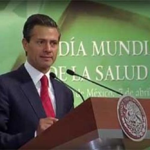 Peña anuncia acuerdo para lograr acceso universal a salud
