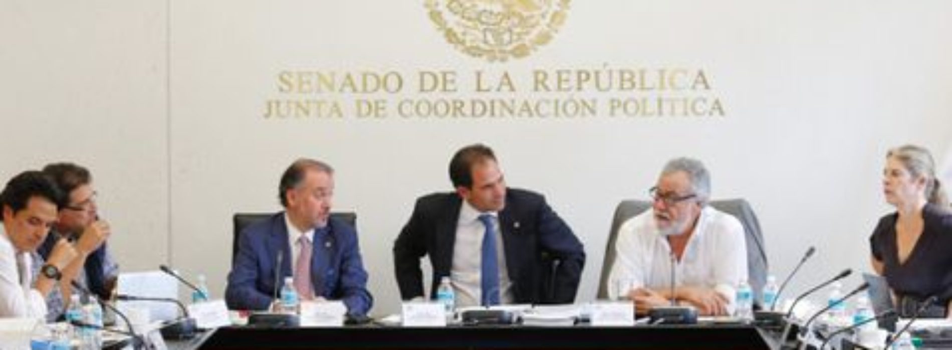 Senado decide legislar anticorrupción con base en Ley 3de3