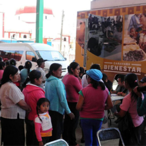 Caravanas “Bienestar” llegan a municipios de la Sierra Sur