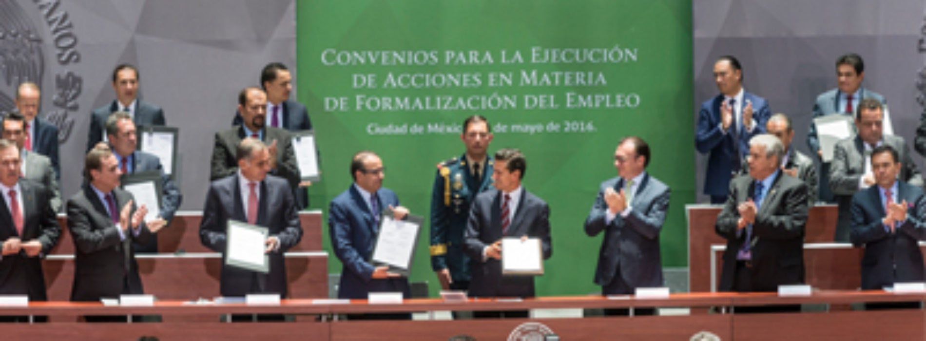 Respalda CONAGO política federal para la formalización del empleo en México: Gabino Cué