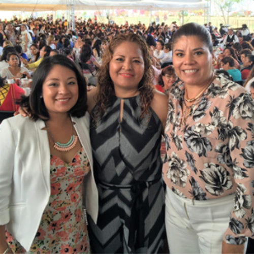 Celebra Gobierno de Oaxaca a madres trabajadoras