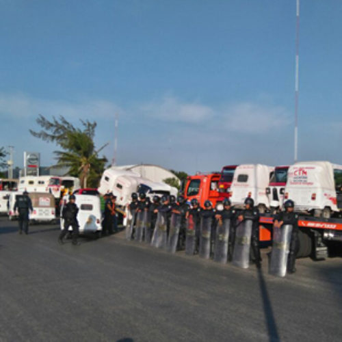 Combaten autoridades transporte irregular  en Juchitán de Zaragoza