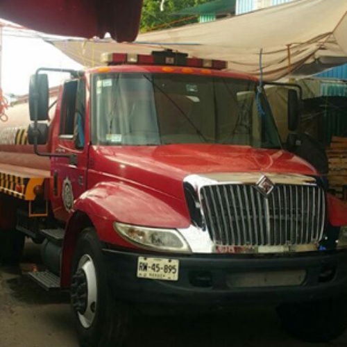 Atiende Heroico Cuerpo de Bomberos incendio en Mercado de Abasto