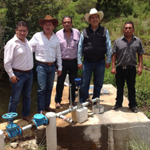 Inaugura SEDAPA tres ollas de agua en La Cumbre Clavellinas