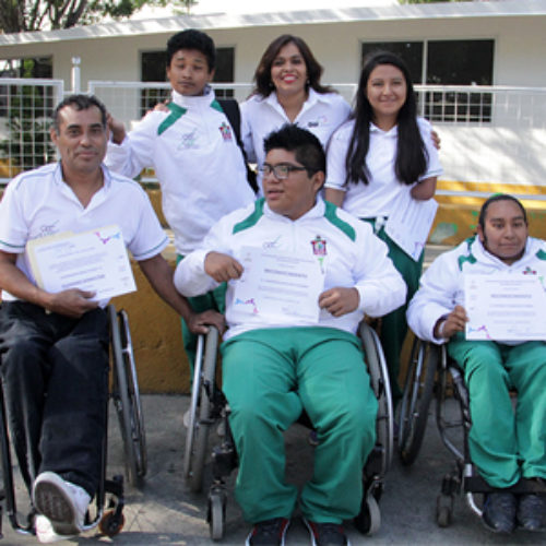 Reconoce DIF Estatal participación de atletas en Paralimpiada Nacional Juvenil 2016