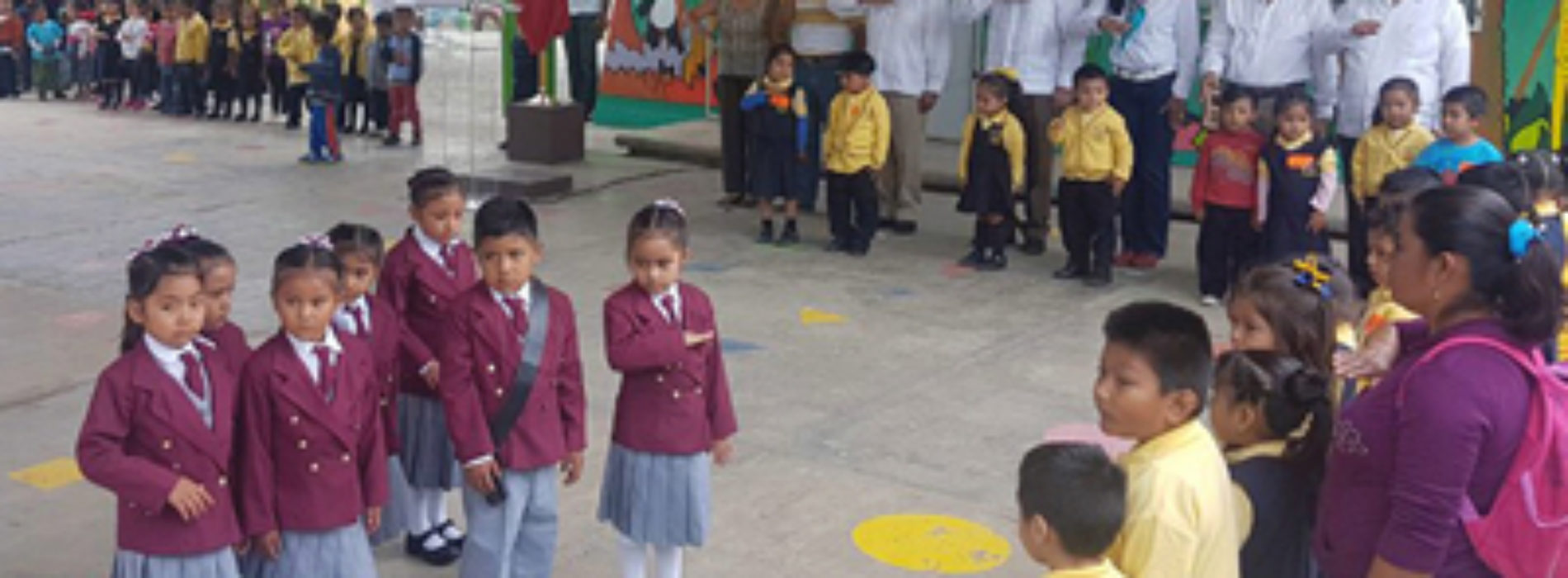 En orden y sin incidentes, inician clases 6,337 centros escolares de Oaxaca: IEEPO