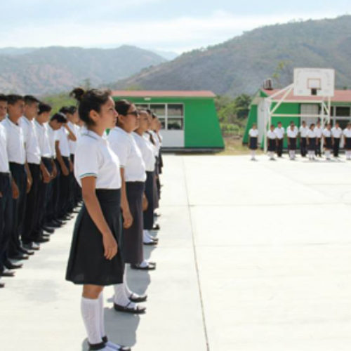 Retornan a las aulas, 158 mil jóvenes de Educación Media Superior en Oaxaca
