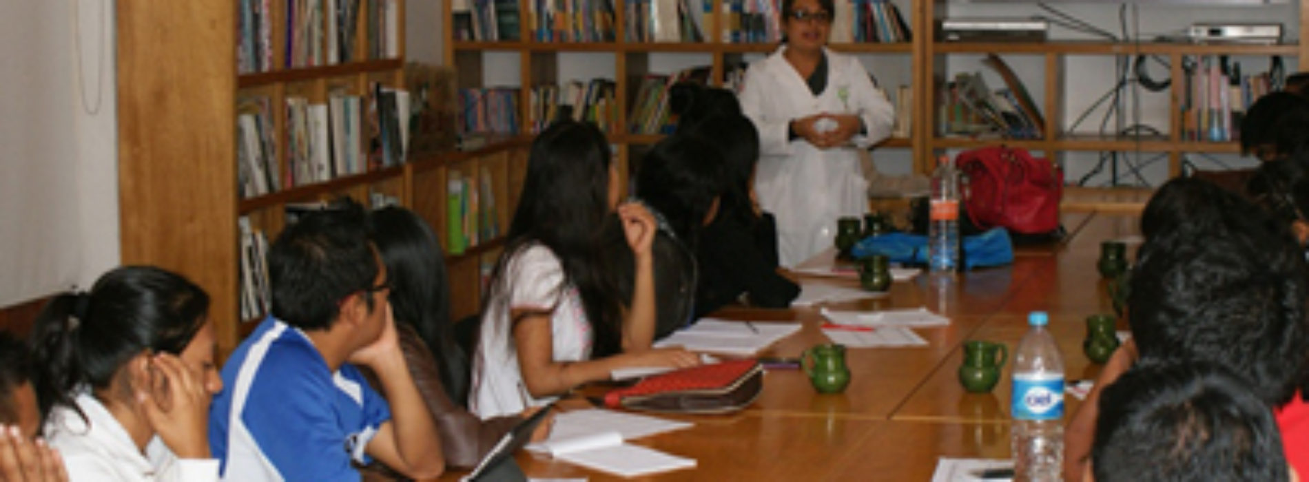 Capacita COESIDA a egresados de la Escuela Normal Bilingüe e Intercultural de Oaxaca