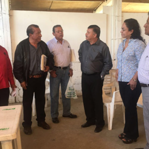Atiende Gobierno del Estado solicitudes de la Secundaria 248 de Santa Rosa Panzacola, Oaxaca