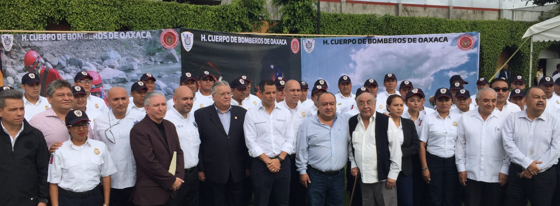 Celebra el gobernador Alejandro Murat Día del Bombero.