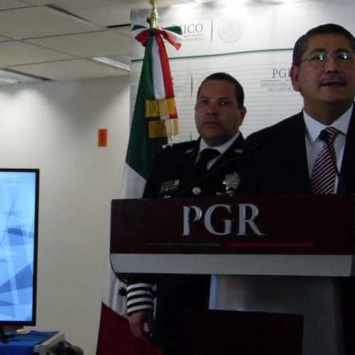 Detienen a presunto implicado que tuvo contacto clave con
los 43 normalistas de Ayotzinapa