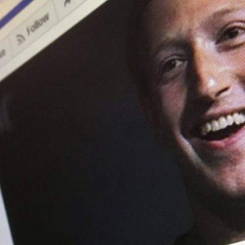 El nuevo mensaje de Mark Zuckerberg ante el escándalo de
privacidad que sacude a Facebook