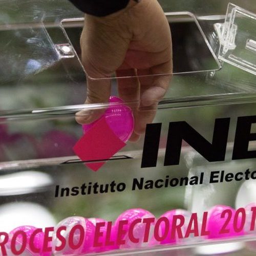 Mexicanos apoyan que se sancione a candidatos que se
declaren ganadores de forma anticipada: Parametría