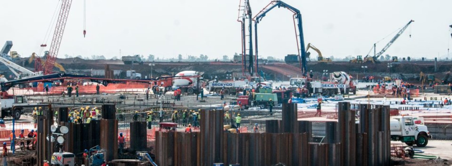 Nuevo aeropuerto, blindado contra corrupción, dice gobierno;
AMLO pide transparencia