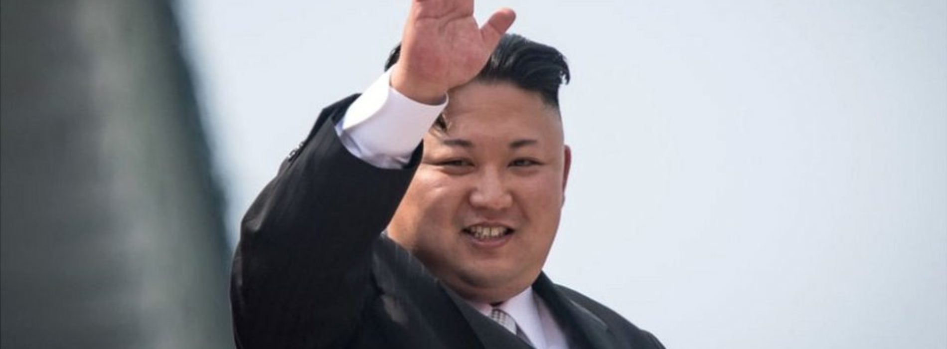 Norcorea anuncia la suspensión de pruebas nucleares y de
misiles
