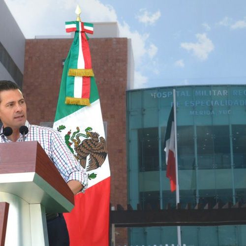 Trump ignora el mensaje de Peña Nieto contra amenazas de
militarizar la frontera