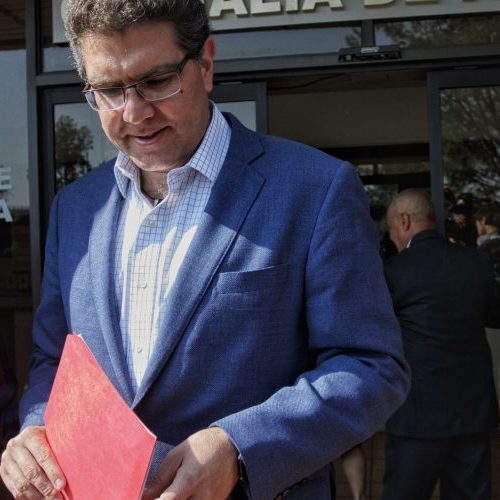 INE ratifica el no registro de Ríos Piter como candidato por
irregularidades en sus firmas