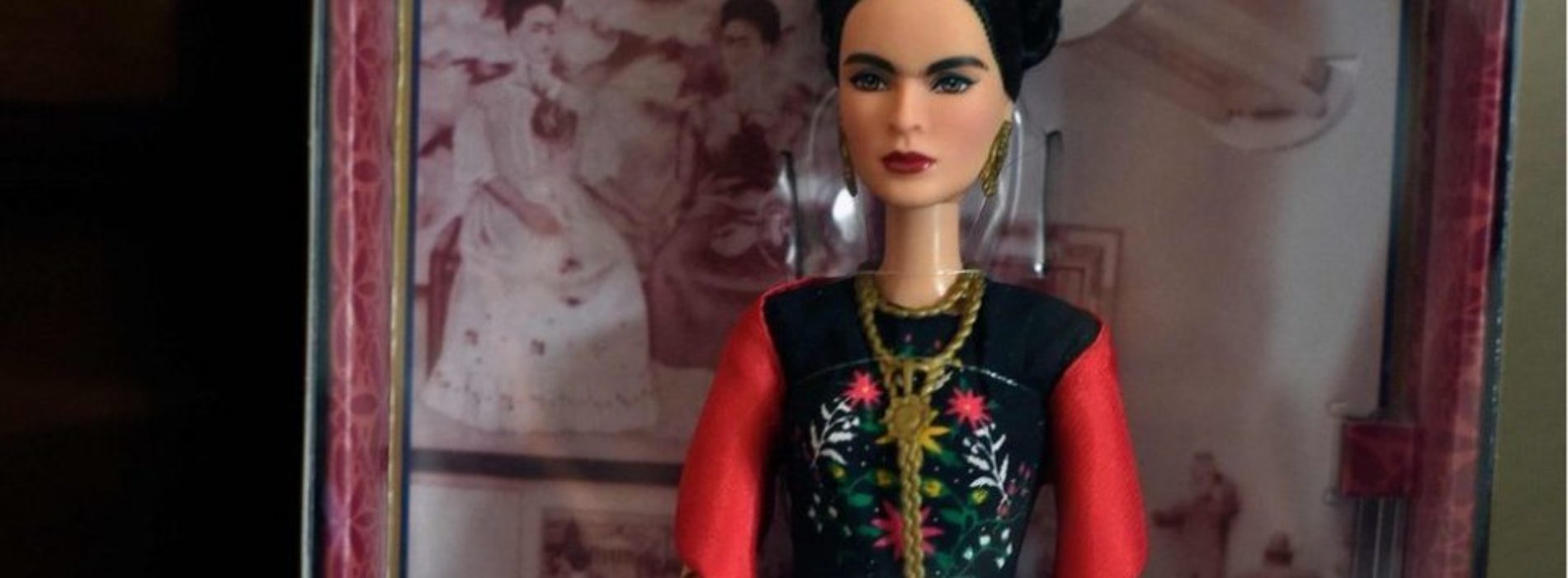 Por qué un juez prohibió la venta en México de la muñeca
Barbie de Frida Kahlo