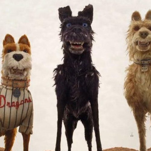 Una historia de perros, terror y crímenes por resolver en
los estrenos de la cartelera