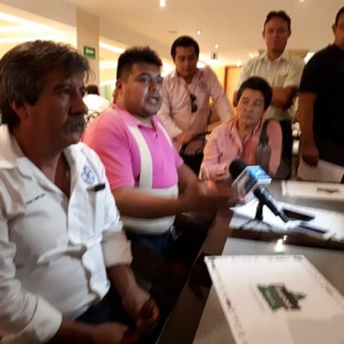 Por posible desvío de 10 MDP, taxistas en Oaxaca podrían
perder su derecho de concesión
