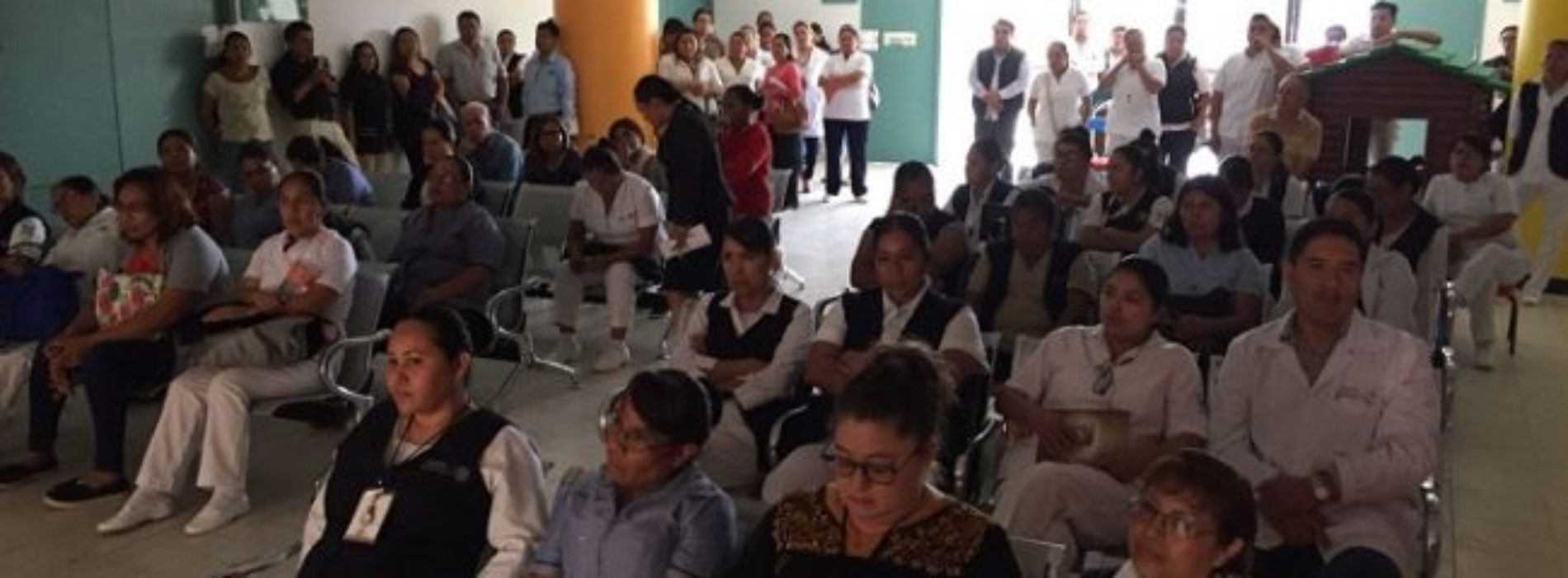 Reinician actividades trabajadores del Hospital de la Niñez
Oaxaqueña