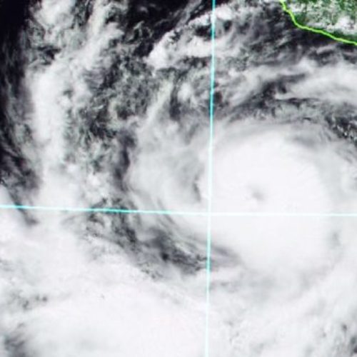 Ante tormenta tropical “Carlotta”, IEEPO emite medidas
preventivas en planteles educativos