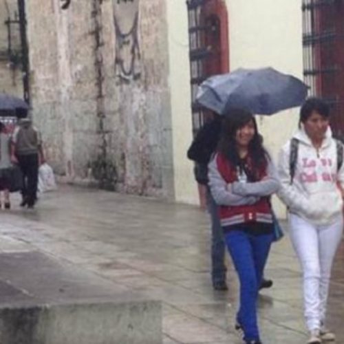 Prevén tormentas puntuales fuertes acompañadas de descargas
eléctricas y posible caída de granizo en Oaxaca y Chiapas