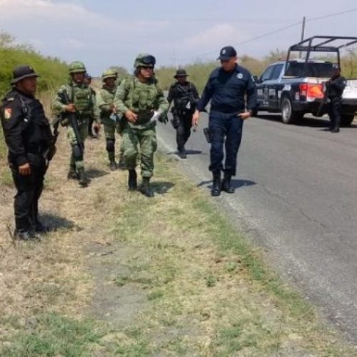 “Fuerza Especial de Seguridad Oaxaca” recupera vehículos con
reporte de robo